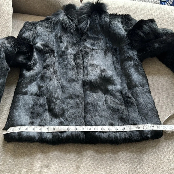 Vintage black fur coat size medium mob wife era from France EDGY FEMININE - Picture 11 of 15